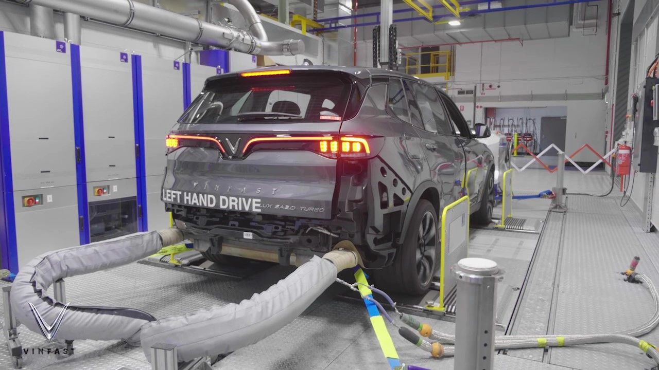 Materials lab equipment